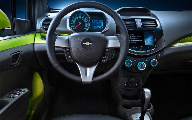 2013 Spark steering wheel photo