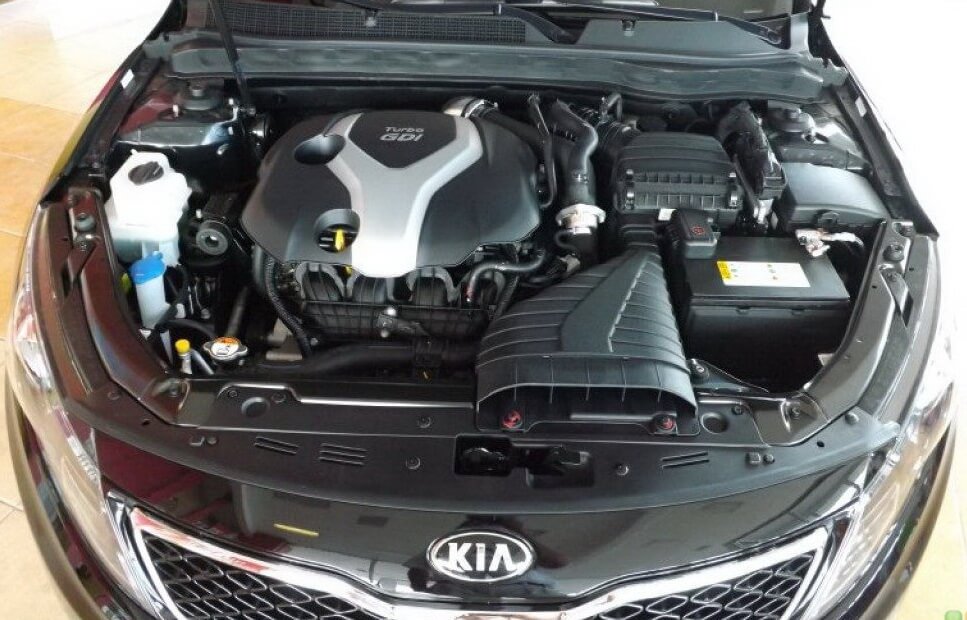Купить двигатель киа оптима. Мотор Kia Optima 2.0. Мотор Киа Оптима 2.4. Киа Оптима 2011 2.0 двигатель. Мотор Киа Оптима 2.4 2012.