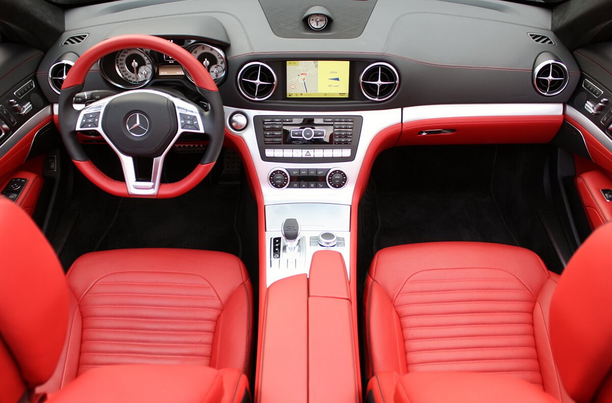 2013 Mercedes-Benz SL550 interior