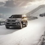 2013 Toyota Land Cruiser in-motion