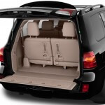 2013 Toyota Land Cruiser trunk