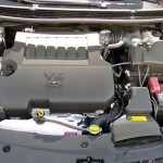 The V6 engine of 2013 Toyota Avalon
