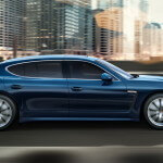 2013 Porsche Panamera 4S image