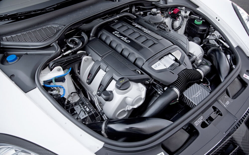 The V8 engine of 2013 Panamera Turbo