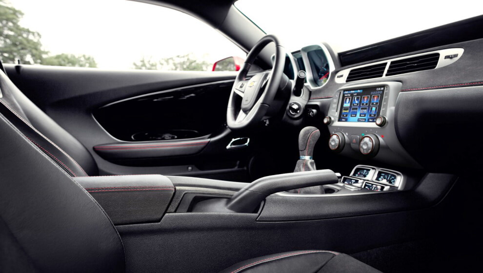 2013 Camaro ZL1 interior photo