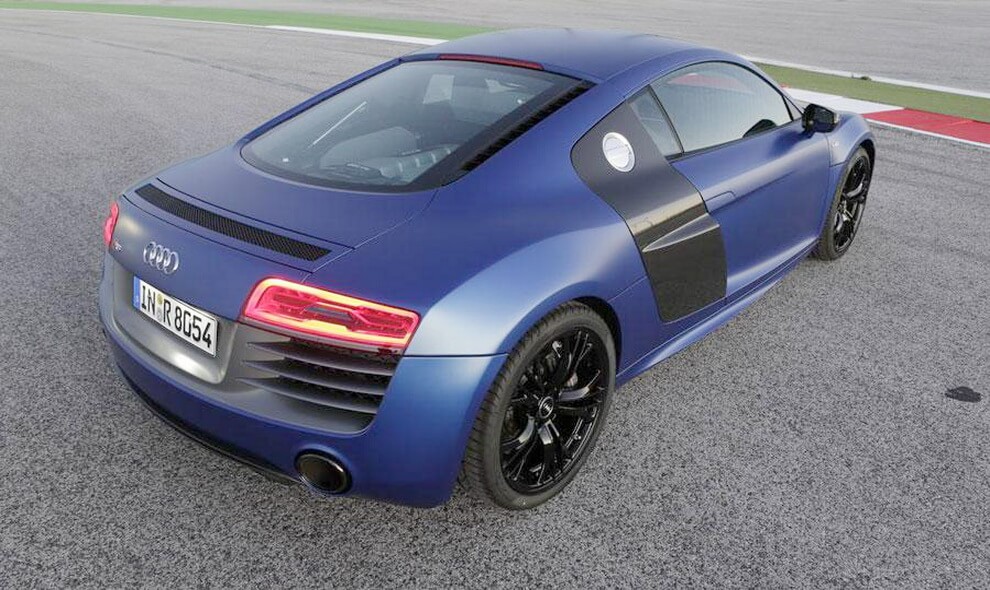 2014 Audi R8 rear image