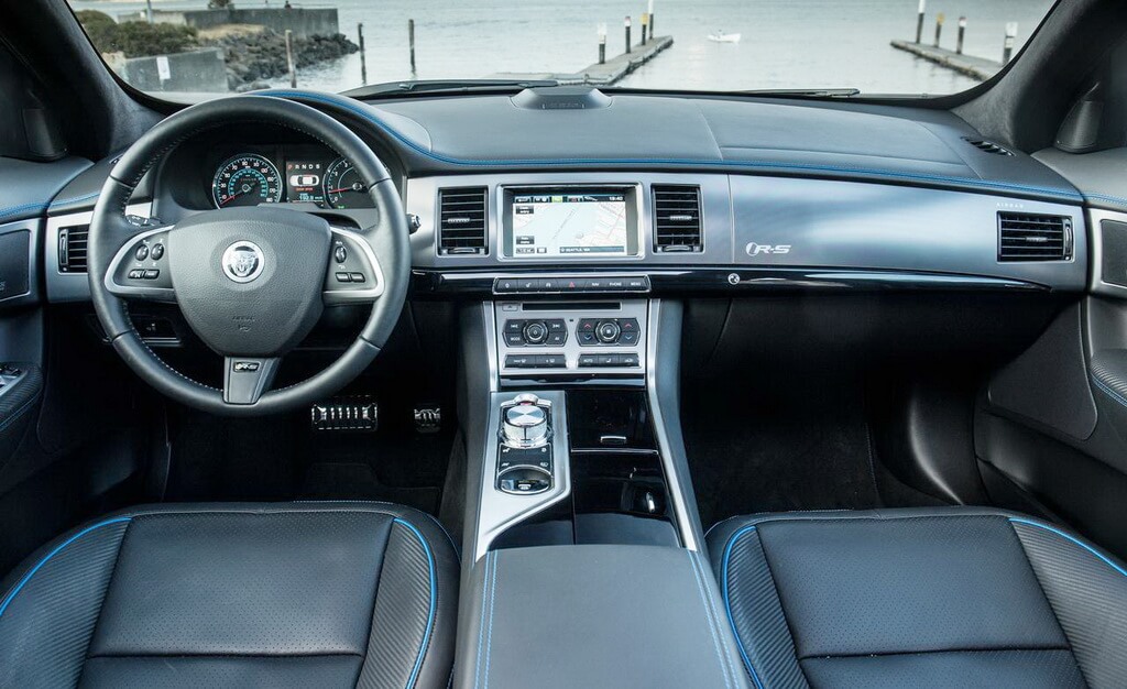 2014 Jaguar XFR-S interior